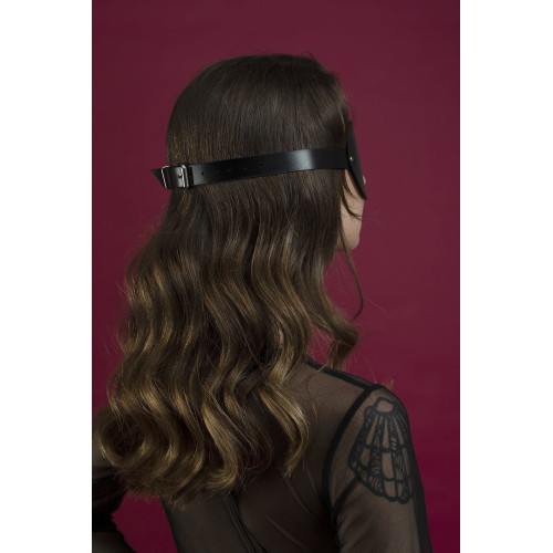 Маска шкіряна закрита Feral Feelings - Blindfold Mask Чорна