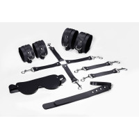 Набор для БДСМ 5 в 1 Feral Feelings BDSM Kit 5 Black, наручники, поножи, крестовина, маска, паддл Набор для БДСМ 5 в 1 Feral Feelings BDSM Kit 5 Black, наручники, поножи, крестовина, маска, паддл