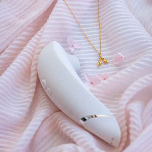 Вакуумный стимулятор клитора Womanizer Premium 2 Gray