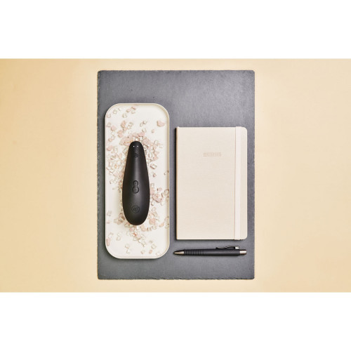 Вакуумный стимулятор клитора Womanizer Classic 2 Black