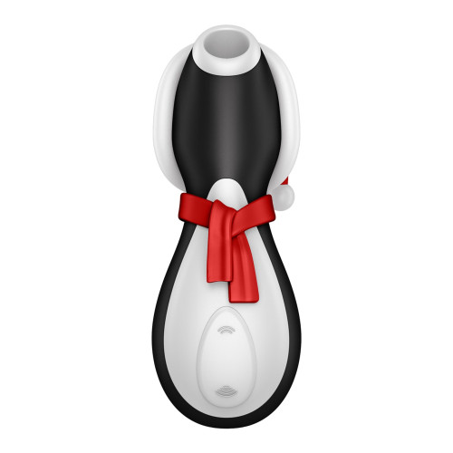 Вакуумный клиторальный стимулятор Satisfyer Penguin Holiday Edition в шапочке и шарфе