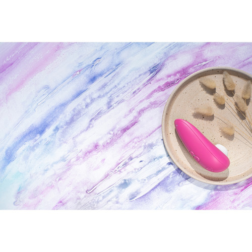 Вакуумный стимулятор клитора Womanizer Starlet 3 Pink